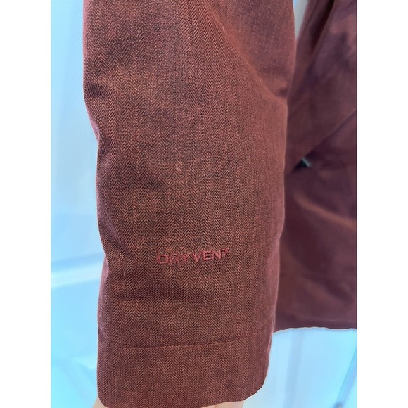 The North Face Women's Ski Jacket in Rust Red - Picture 13 of 13